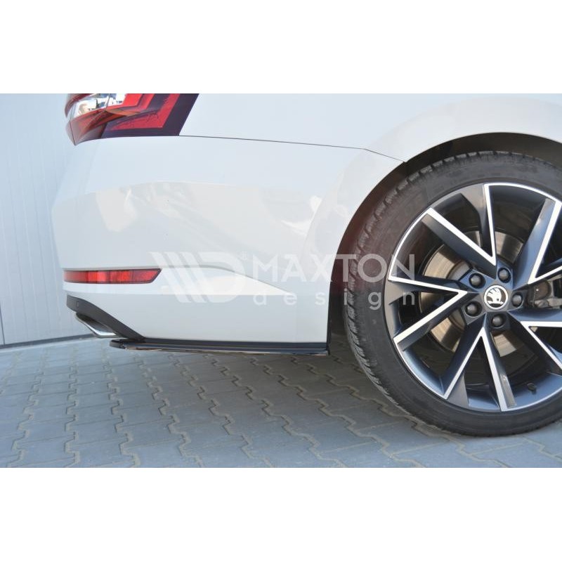 Splittery Boczne Tylnego Zderzaka ABS - Skoda Superb III